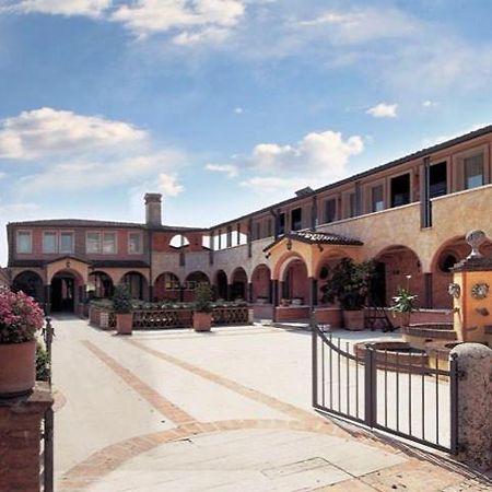 Hotel Il Chiostro Oppeano ภายนอก รูปภาพ