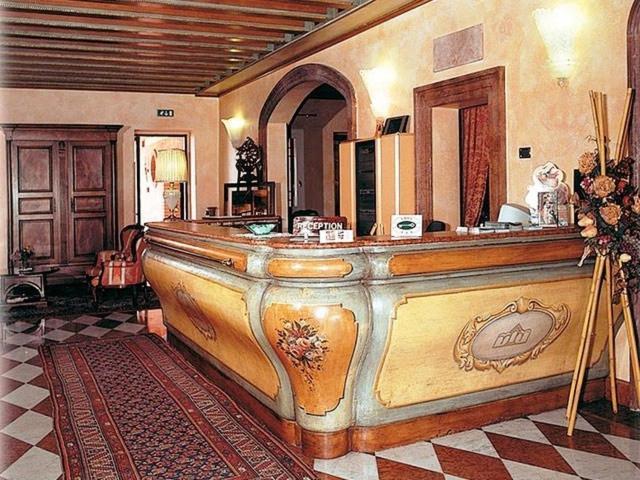 Hotel Il Chiostro Oppeano ภายนอก รูปภาพ