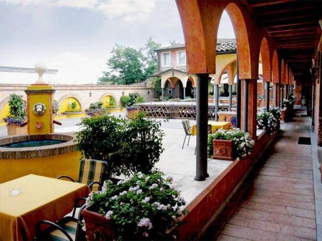 Hotel Il Chiostro Oppeano ภายนอก รูปภาพ
